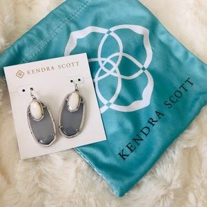 Authentic Emmy Kendra Scott Earrings